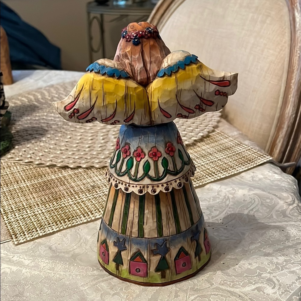 Jim Shore Colorful Angel of Love Figurine with Floral Accents Heartwood Creek - Picture 3 of 4